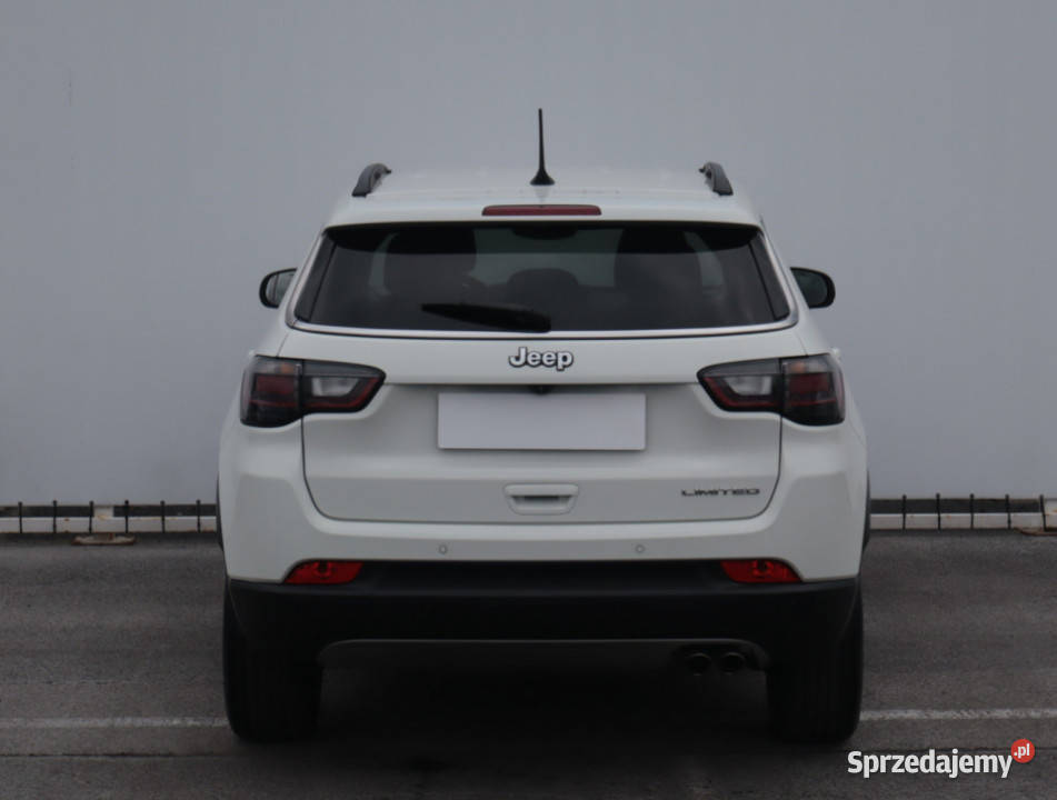 Jeep Compass 13 TGDI światła do jazdy dziennej Lublin