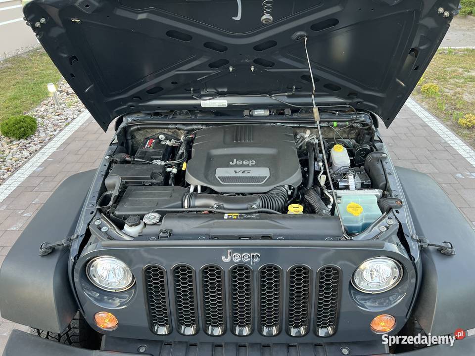 Jeep Wrangler JK Rhino Grey 36 V6 Automat światła do jazdy dziennej Durlasy