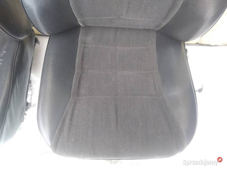Mitsubishi Pajero fotele kanapa terenowe