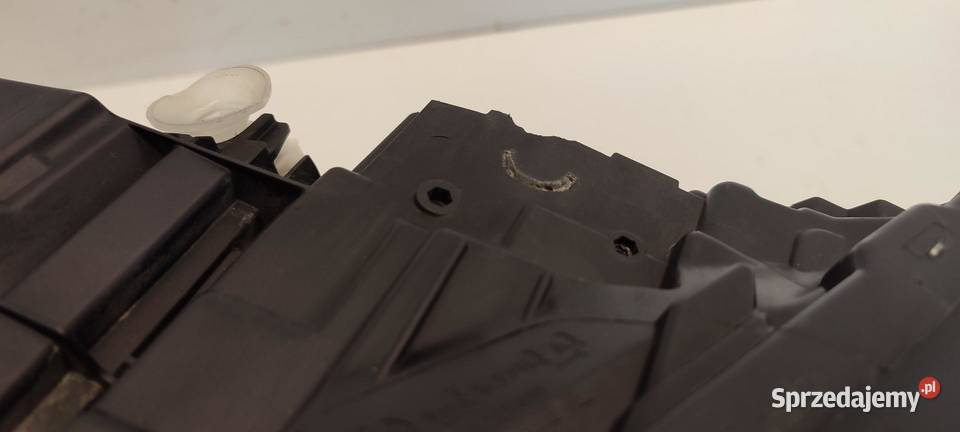 MERCEDES W247 LAMPA LEWY PRZÓD RHD ANGLIK