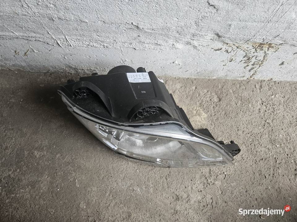 Lampa przednia prawa DAF XF 106 Lampy przednie wielkopolskie
