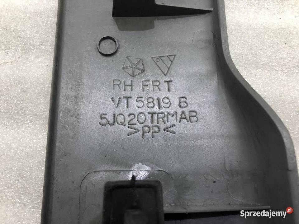 OSŁONA PROGU PRAWA JEEP GRAND CHEROKEE WK III