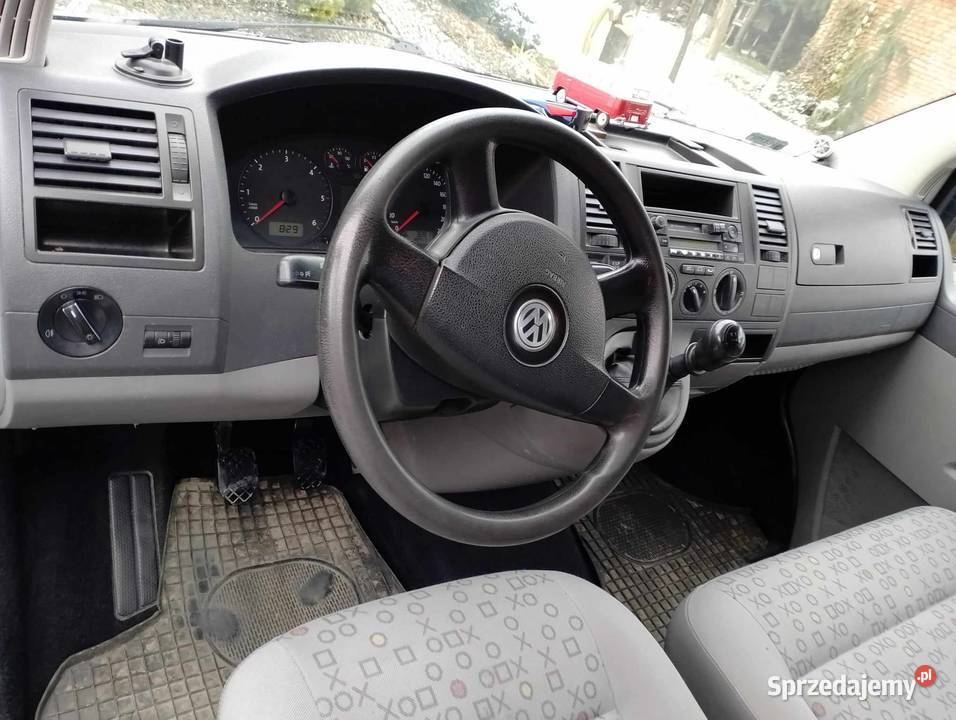 Sprzedam VW Caravelle T5 25 TDI