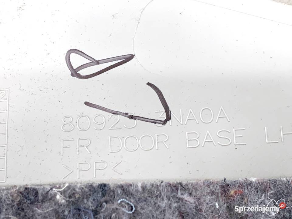BOCZEK DRZWI LEWY PRZÓD NISSAN LEAF ZE0