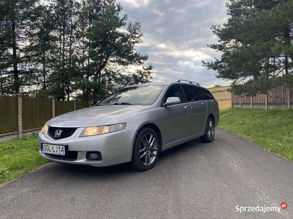 Honda Accord 20 Benzyna Automat 2004r CarPlay gniazdo SD Sierbowce
