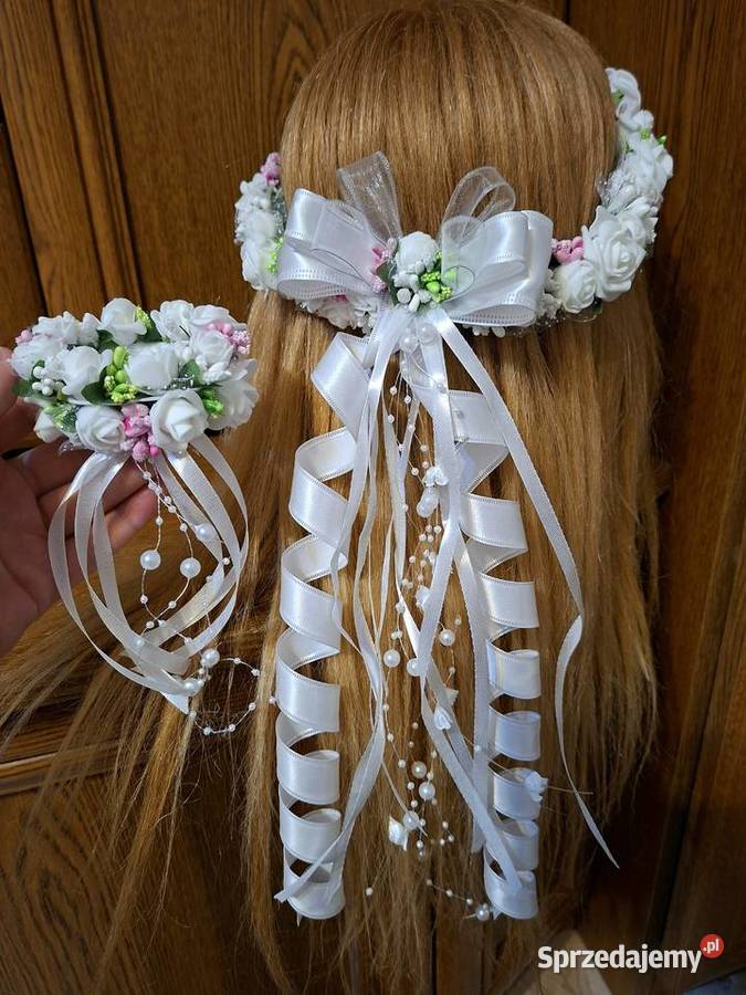 Wianek komunijny z ozdobą świecy Borów sprzedam