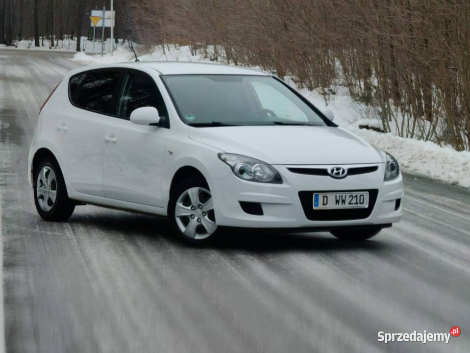 Hyundai i30 Hyundai i30 I 14 Benzyna 109 Manual benzyna Ostrów Mazowiecka