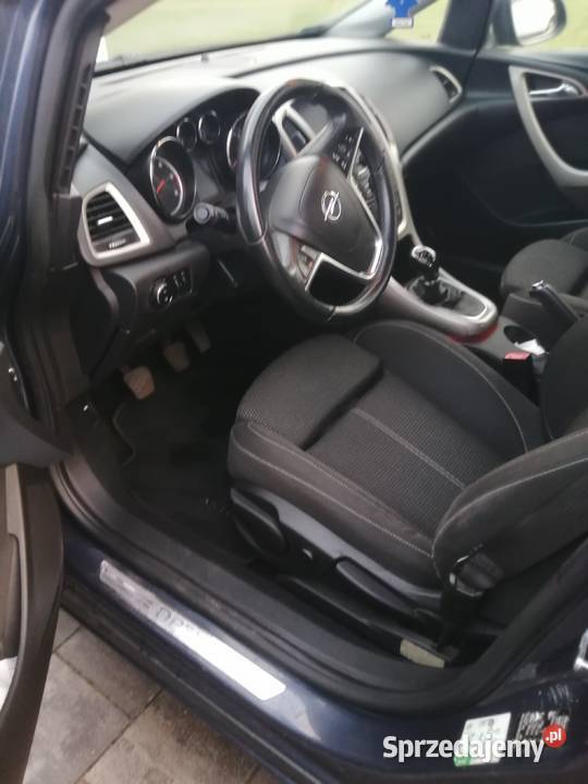 opel astra j 4