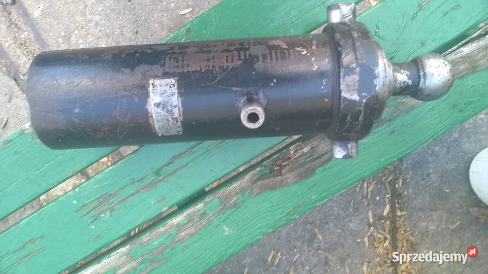 Siłownik tłok wywrotu przyczepy Autosan