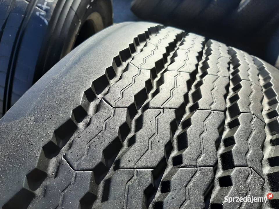 Opona używana ciężarowa 38565R225 BRIDGESTONE Zaścianki