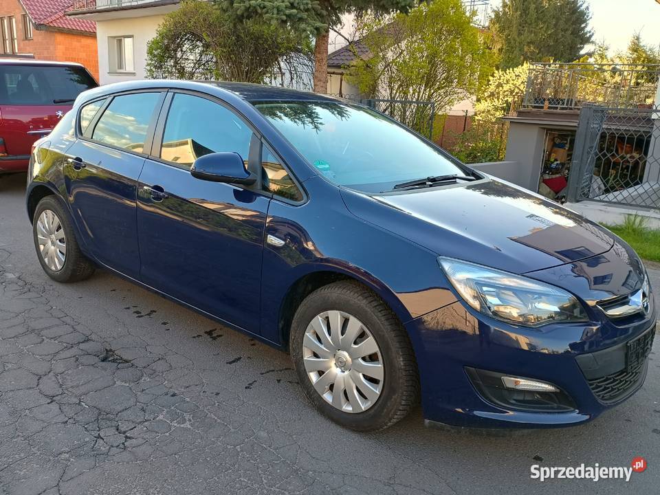 Opel Astra Lift 5 drzwiowy 60500 2013r 14i Kalisz