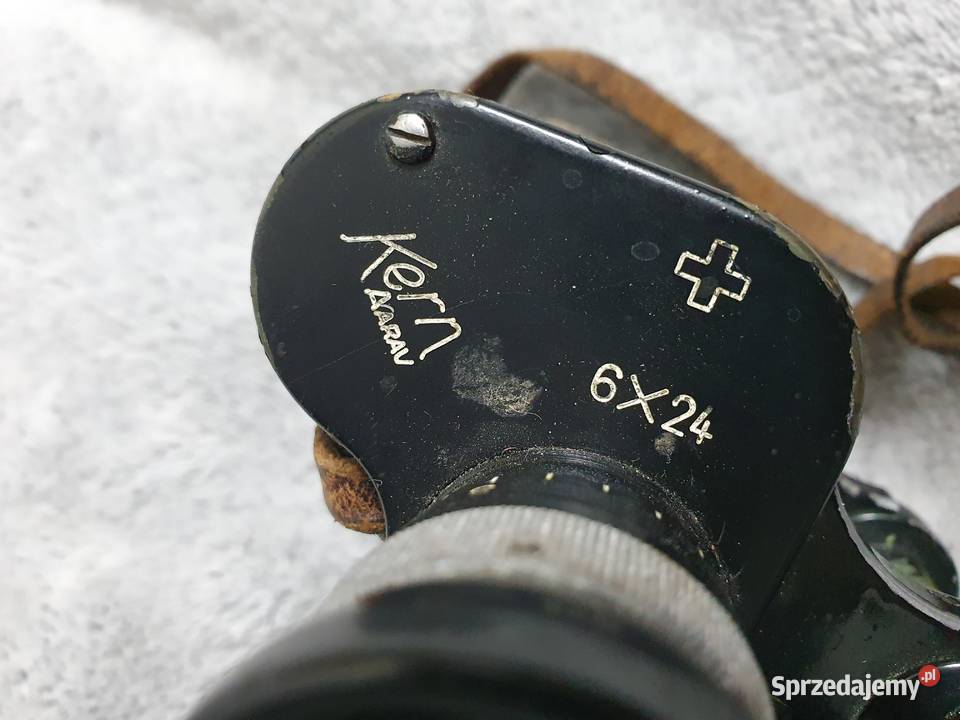 Lornetka Szwajcarska powojenna z opakowaniem Gdynia