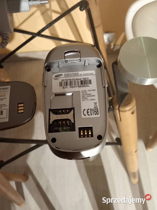 Sprzedam Telefon Kolekcjonerski Samsung SGHX640 Golub-Dobrzyń