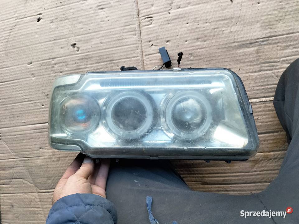 AUDI 80 B4 LAMPA PRAWA PRZÓD REFLEKTOR RINGI LED osobowe lubelskie