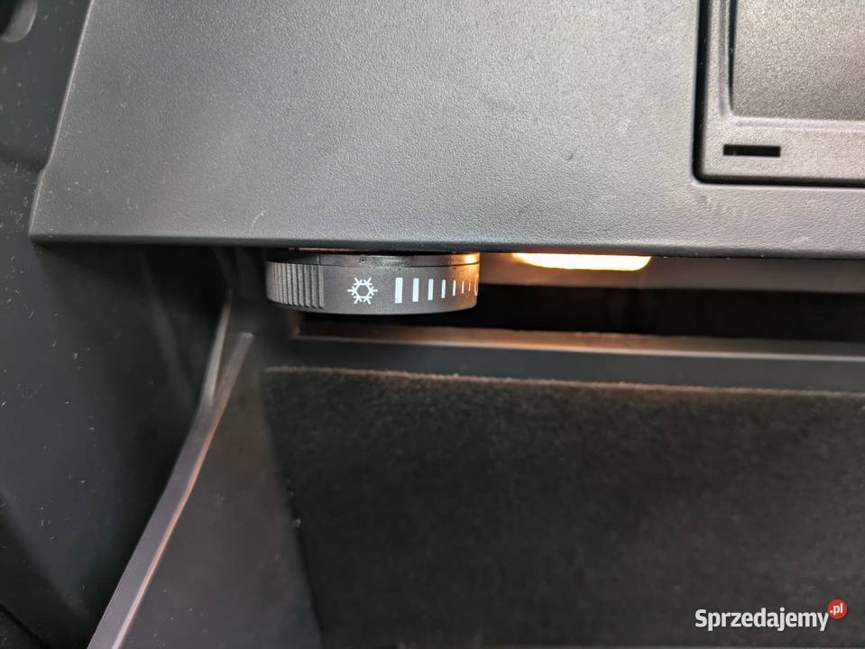 Skoda Octavia III 2016r mały przebieg Zawory