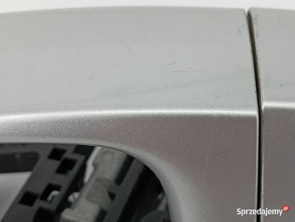 KLAMKA ZEWNĘTRZNA PRAWA PRZÓD 76 Ford Fiesta Mk7 Rok produkcji 2010 Klamki świętokrzyskie sprzedam