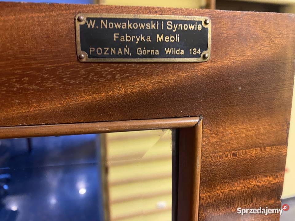 Szafa gabinetowa dębowa renowacji Września