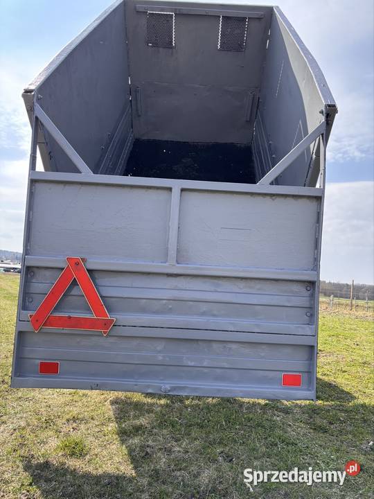 Wywrota przyczepa jednoosiową Agatówka