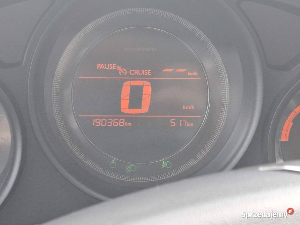 Sprzedam Citroen C4 2011 14 bęzyna benzyna Roguszyn
