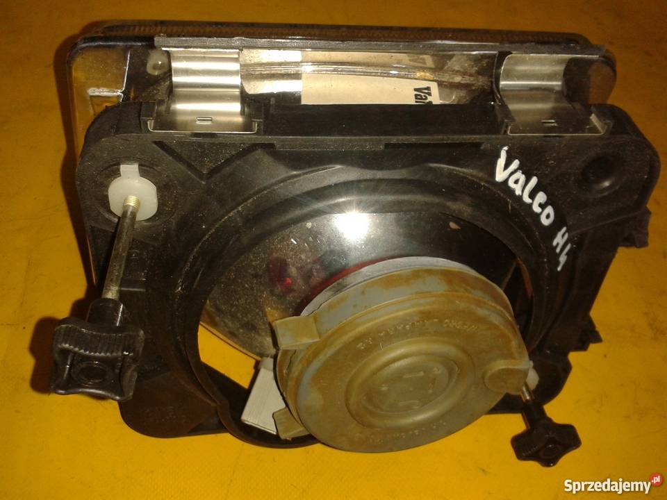 lampa przód prawa Opel Corsa A r8290 nowa Valeo osobowe Piotrków Trybunalski sprzedam