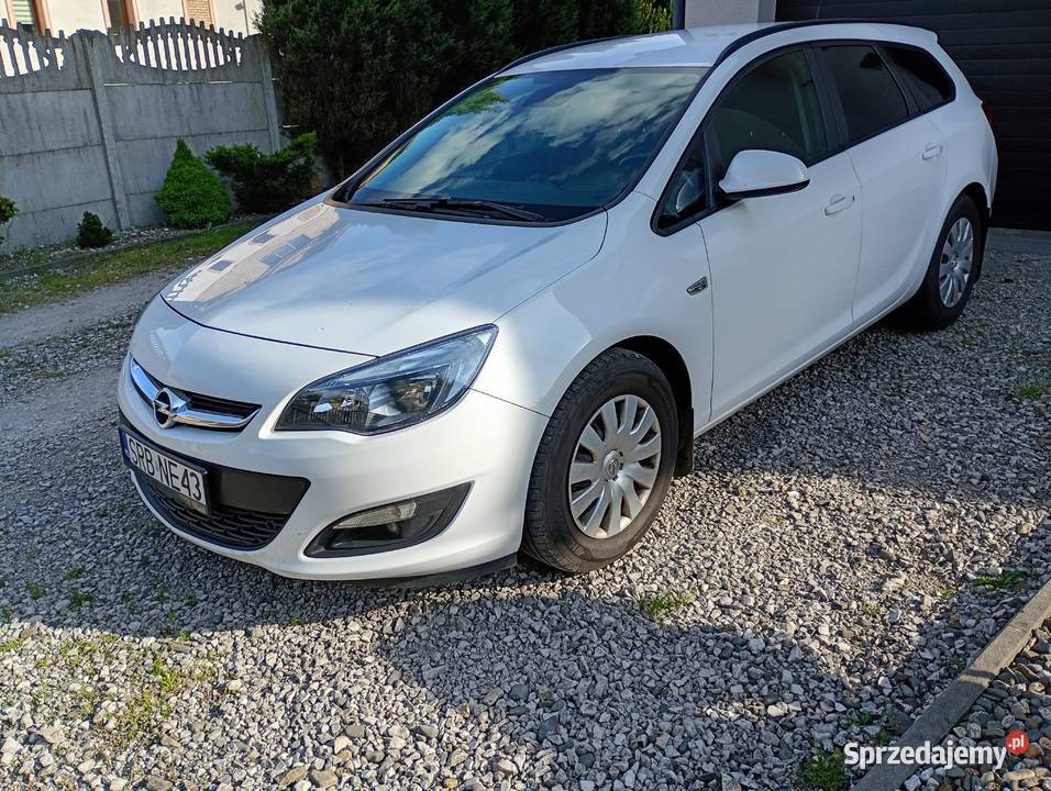 Opel astra j sports tourer 16 d Rybnik