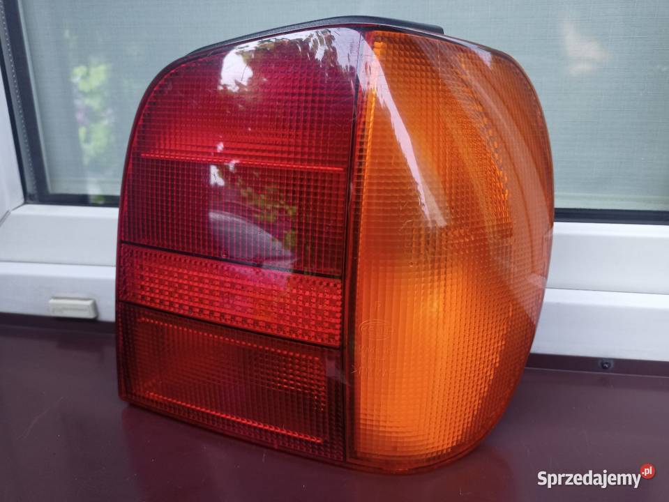 VW Polo III 6N lampa tył tylna prawa wkład osobowe Sieradz sprzedam