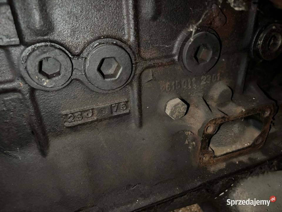 Silnik Mercedes Diesel OM615 W115 W123 Beczka Do Bielany Wrocławskie sprzedam
