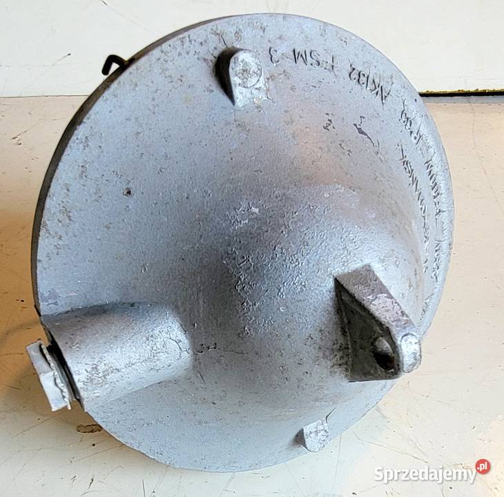 Lampa industrialna C100A Polam Gdańsk z czasów sprzedam
