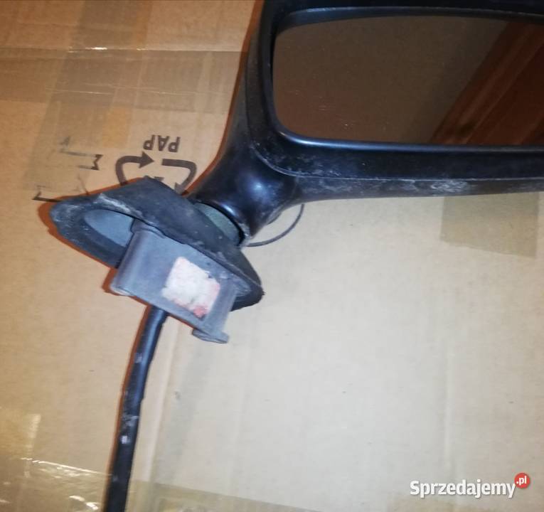 Lusterko zewnętrzne prawe manualne Audi 80 90 b3 podkarpackie Sanok