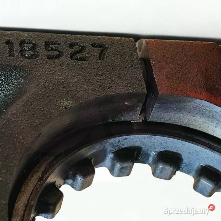 Obudowa 18982 18527 Dyferencjał 131779 Carraro Wilkowo sprzedam