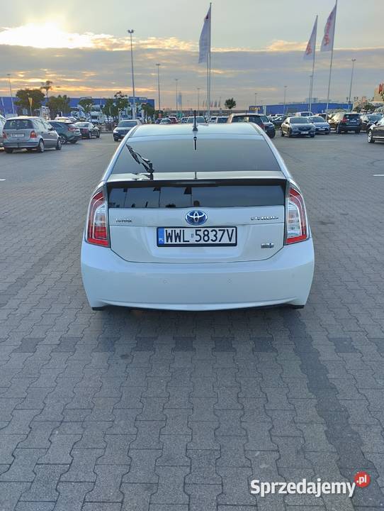 Toyota Prius 3 18 LPG mazowieckie Ząbki