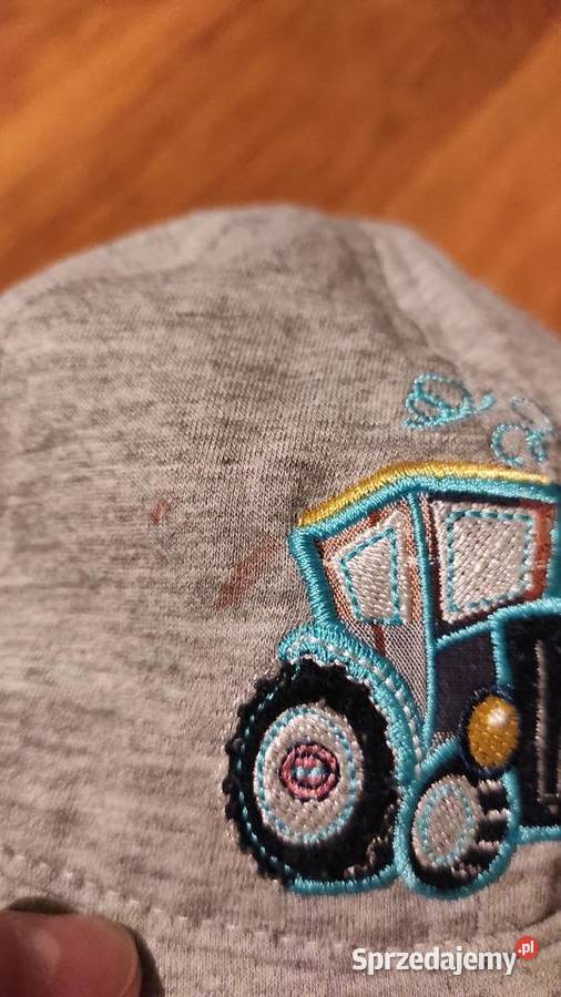 Czapeczka z daszkiem 12 latka Celestynów sprzedam