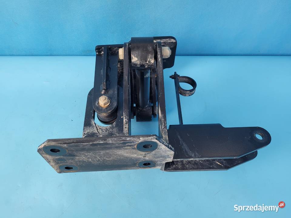 DEUTZFAHR 6130 TTV WSPORNIK ZAWIESZENIA KABINY Kolno