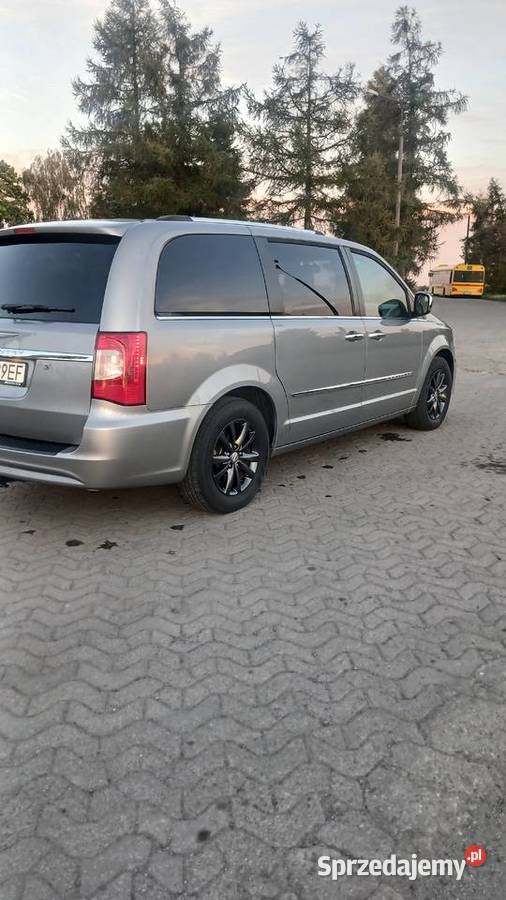 Chrysler town country Rok produkcji 2015