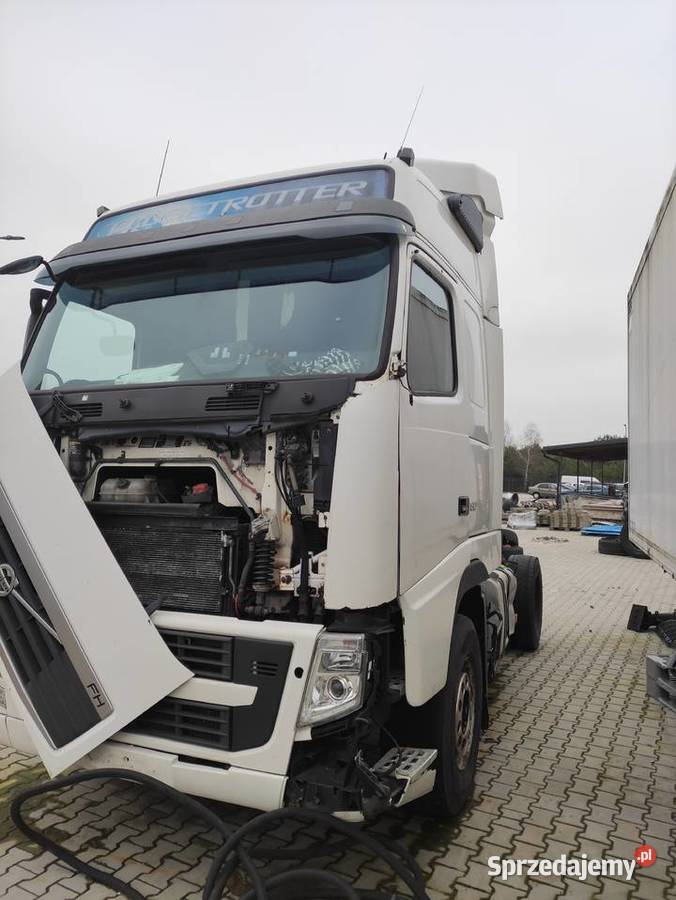 Syndyk sprzeda ciągnik siodłowy VOLVO FH Ciągniki siodłowe Radom