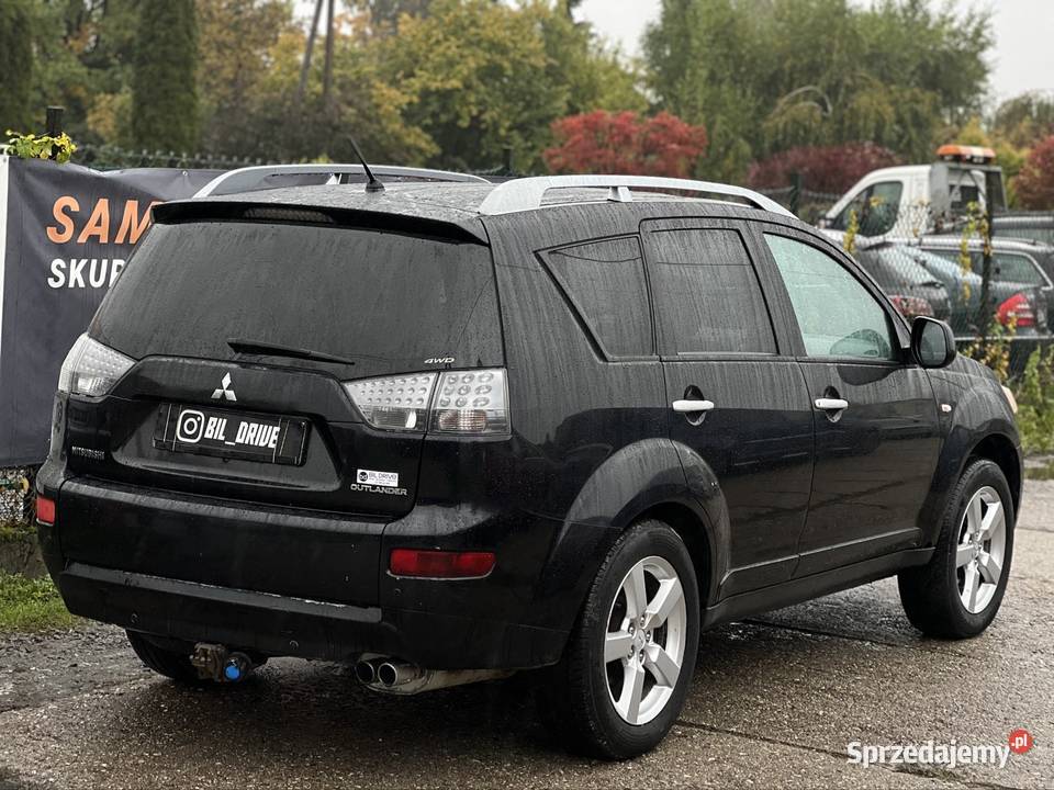 Mitsubishi Outlander 4x4 7 osobowy diesel sprzedam