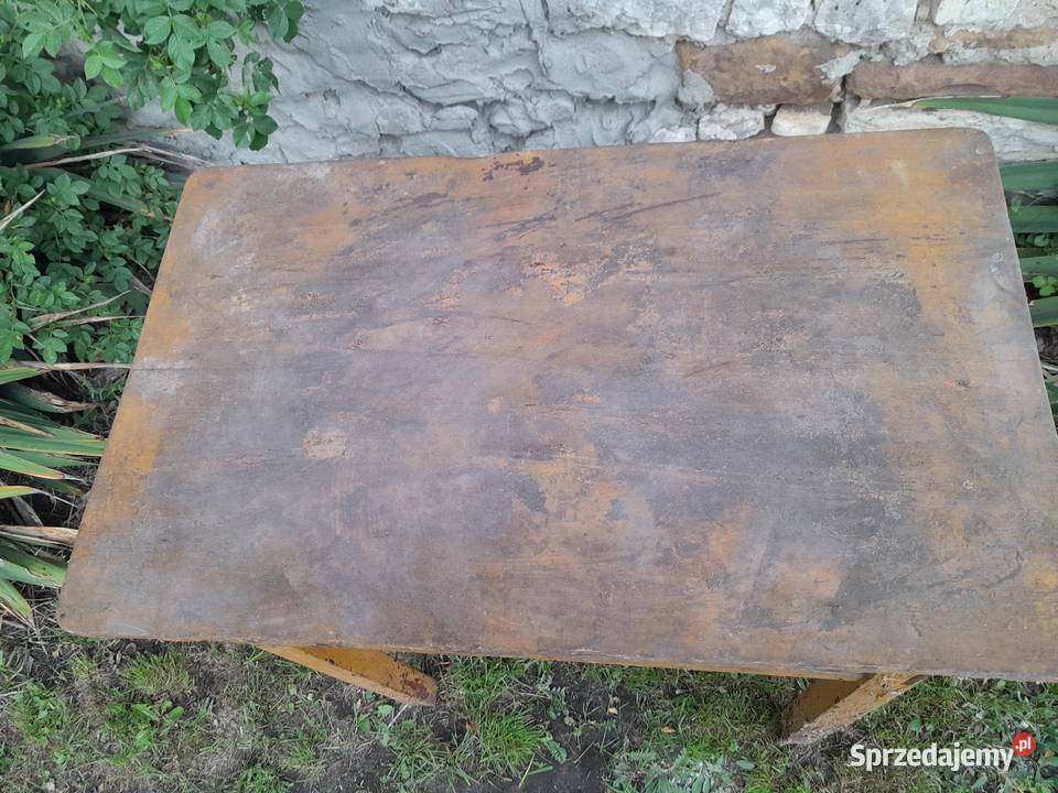 Stary drewniany stolik do renowacji zabytek Dąbrowa Górnicza