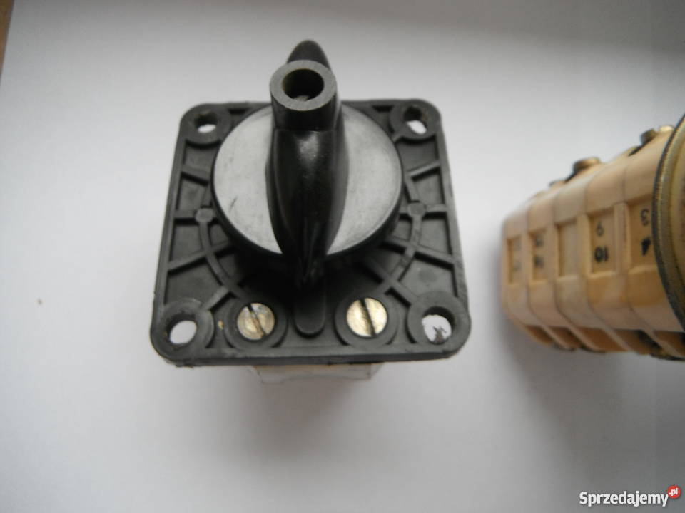 ŁK15 łącznik wyłącznik przełącznik włącznik Chlewiska