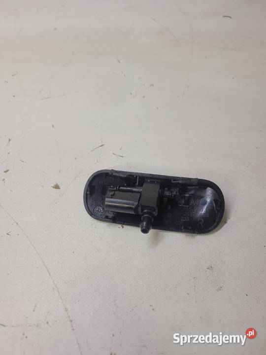 DYSZA SPRYSKIWACZA PRAWA AUDI A4 B9 8W0955988A sprzedam
