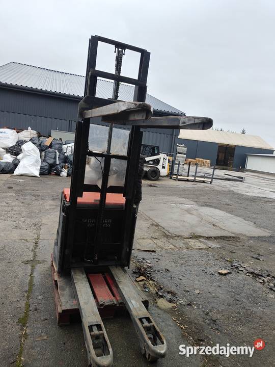Elektryczny wózek podnośnikowy Toyota BT Staxio sprzedam