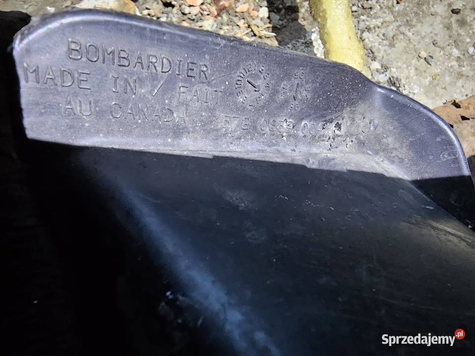 Skuter śnieżny skidoo touring ski doo plastik Plastiki dolnośląskie Jelenia Góra