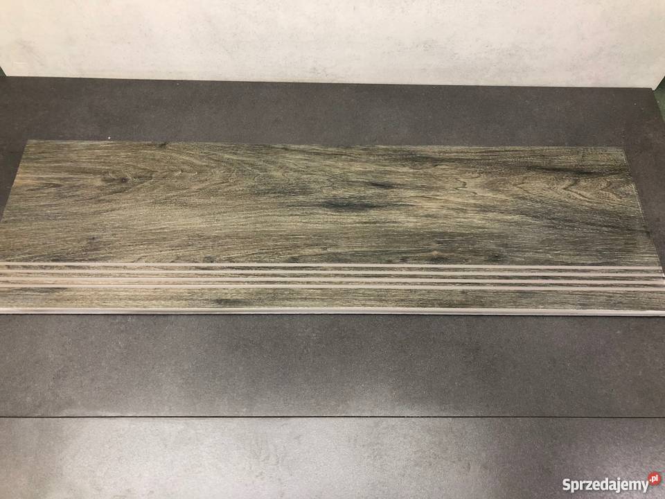 Płytki na schody drewnopodobne 100x30 schody Łask