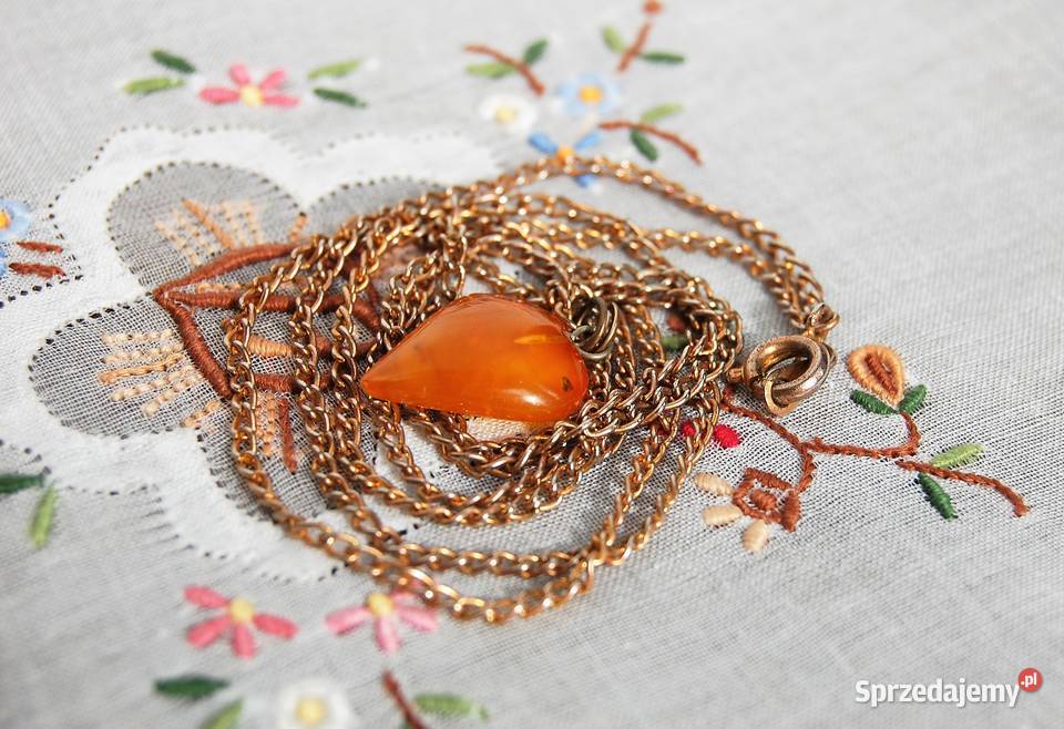 Serce z bursztynu bursztyn przedwojenny wisiorek lubelskie Lublin