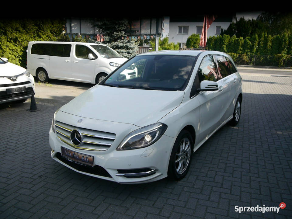 Mercedes B 180 16 zwykły silnik Led Navi Xenon reflektory ksenonowe Mercedes-Benz Częstochowa