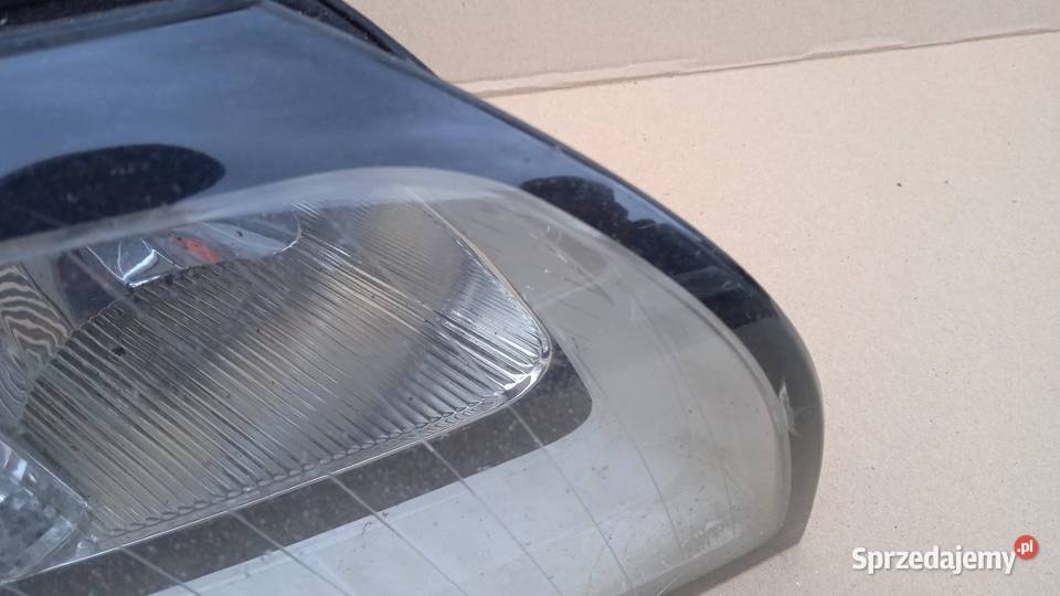 VOLVO S40 V50 II FL LAMPA PRZÓD PRAWA EU