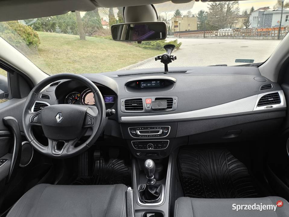 Renault Megane 16 Benzyna Climatronic Alufelgi gniazdo AUX Chełm sprzedam