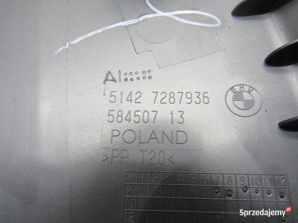 OSŁONA SŁUPKA PRAWY TYŁ CZARNA BMW I3 REX