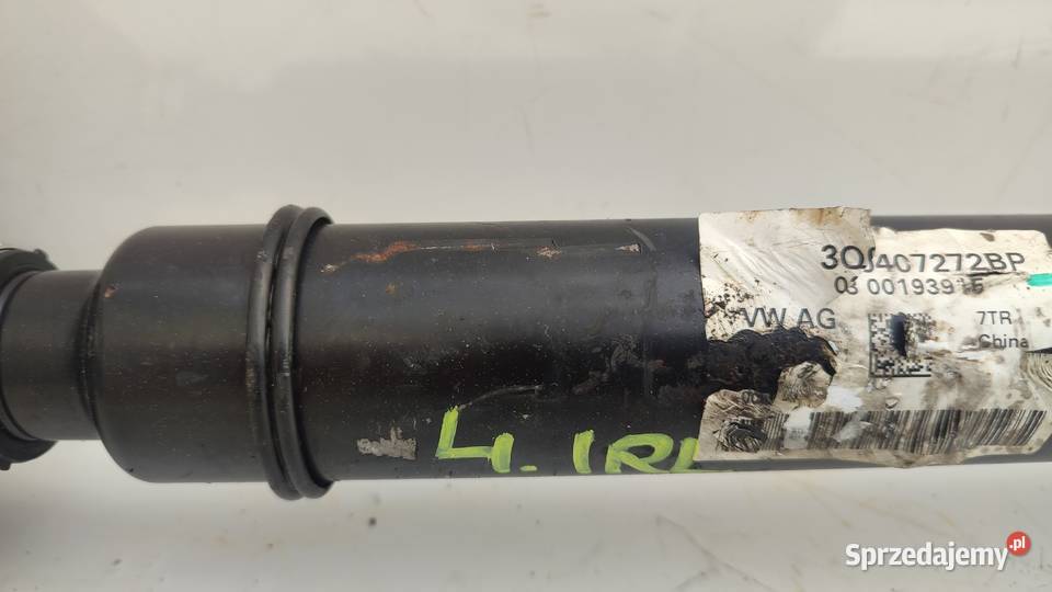 4IRLPASSAT B8 16 TDI PÓŁOŚ PRAWA 3Q0407272BP Półosie świętokrzyskie Włoszczowa