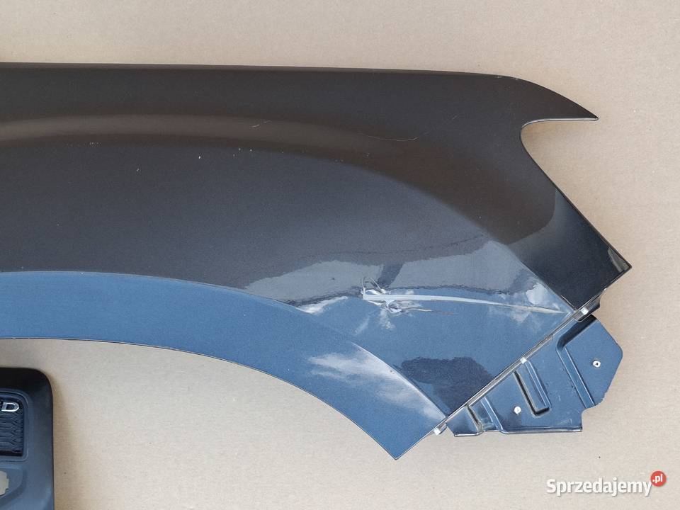 DACIA DUSTER II BŁOTNIK PRAWY PRZÓD LISTWA Bieleń sprzedam