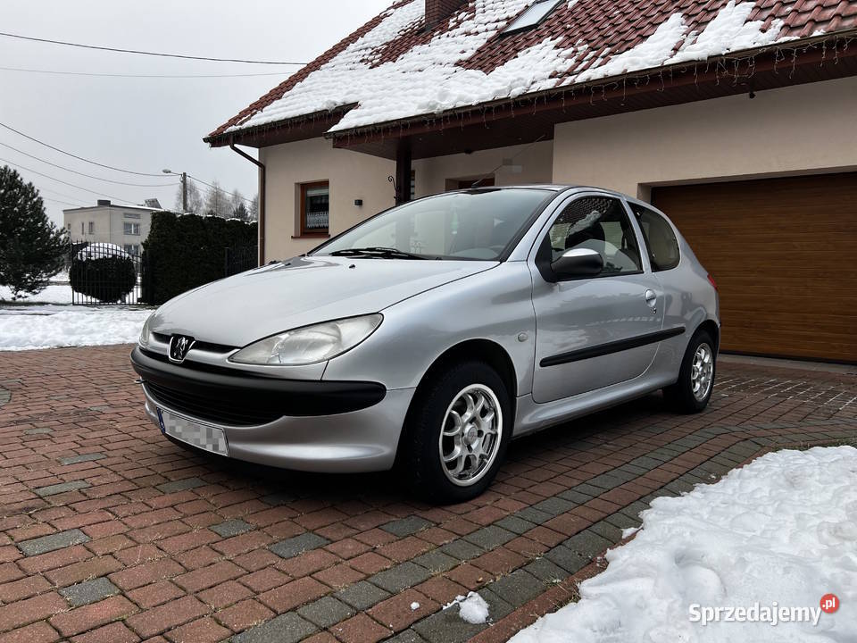 Peugeot 206 14 8v benzyna brak korozji zadbany światła przeciwmgielne 206 Tąpkowice